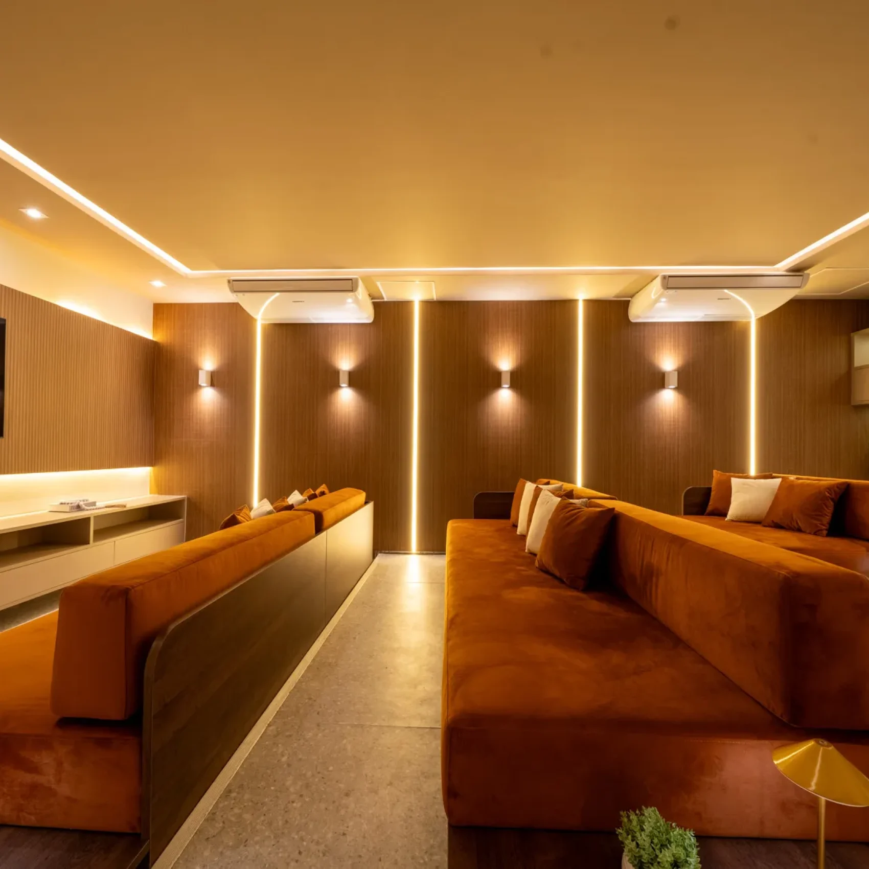 Home Cinema 0077